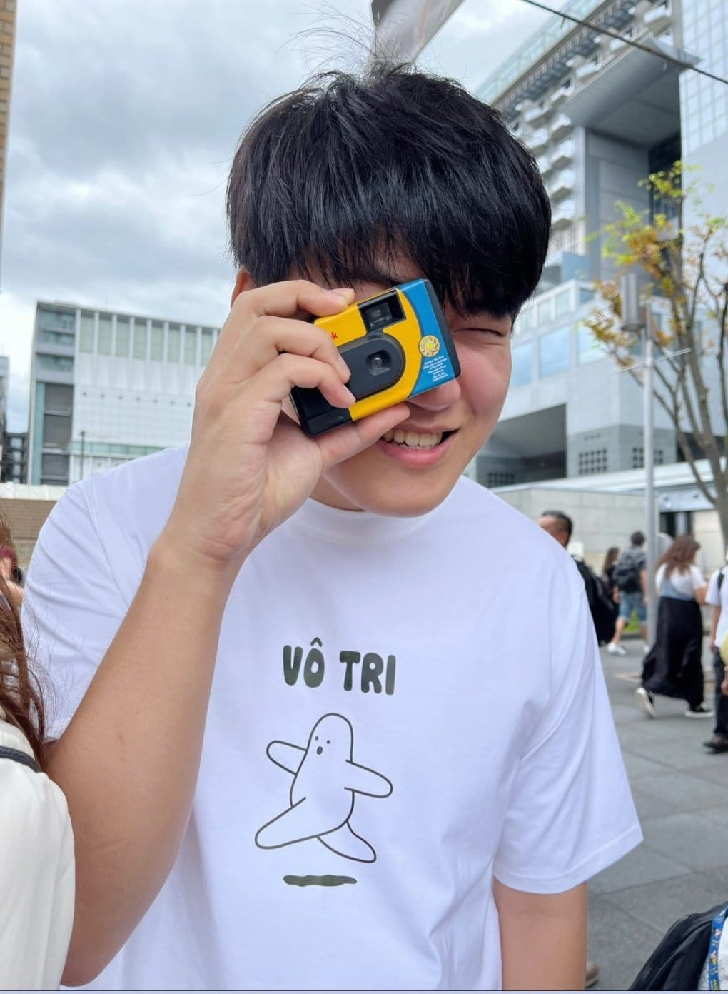Nhưng Gumayusi không thể cùng T1 sang thăm fan Việt