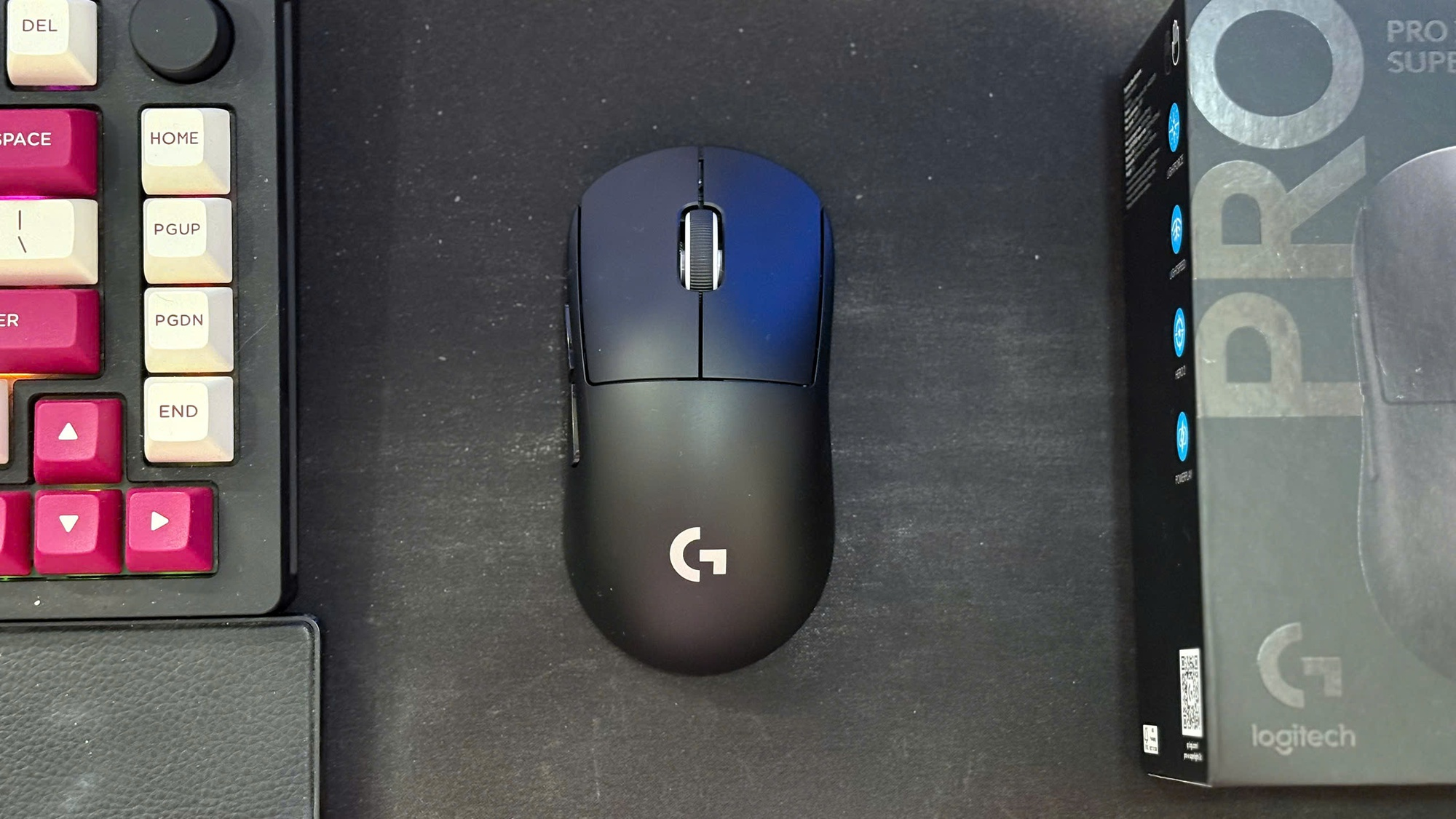 Logitech Pro X Superlight 2C: Chuột gaming