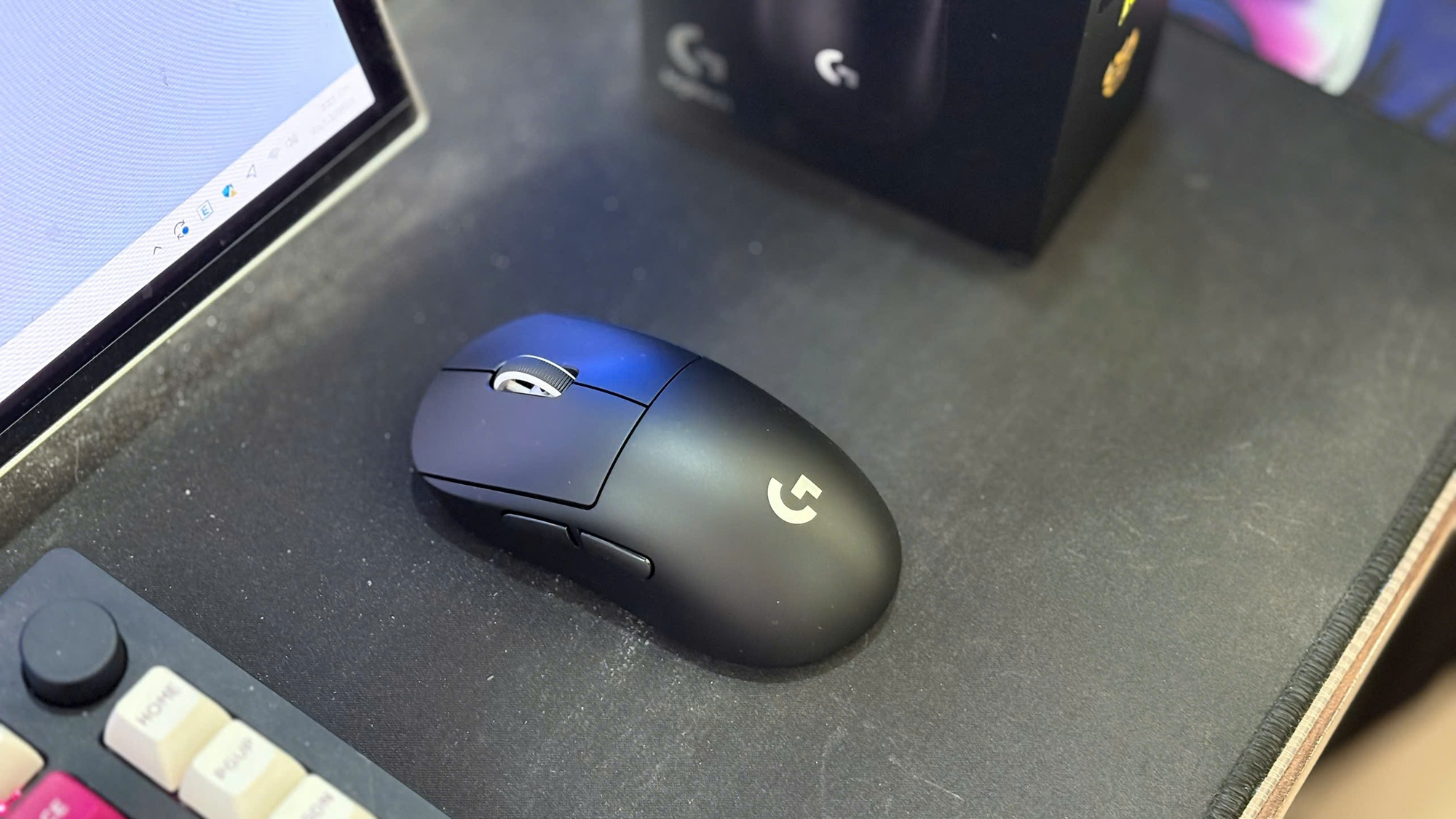 Logitech Pro X Superlight 2C: Chuột gaming