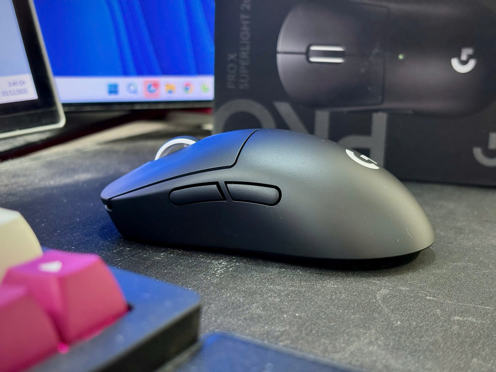 Logitech Pro X Superlight 2C: Chuột gaming