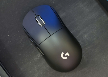 Logitech Pro X Superlight 2C: Chuột gaming