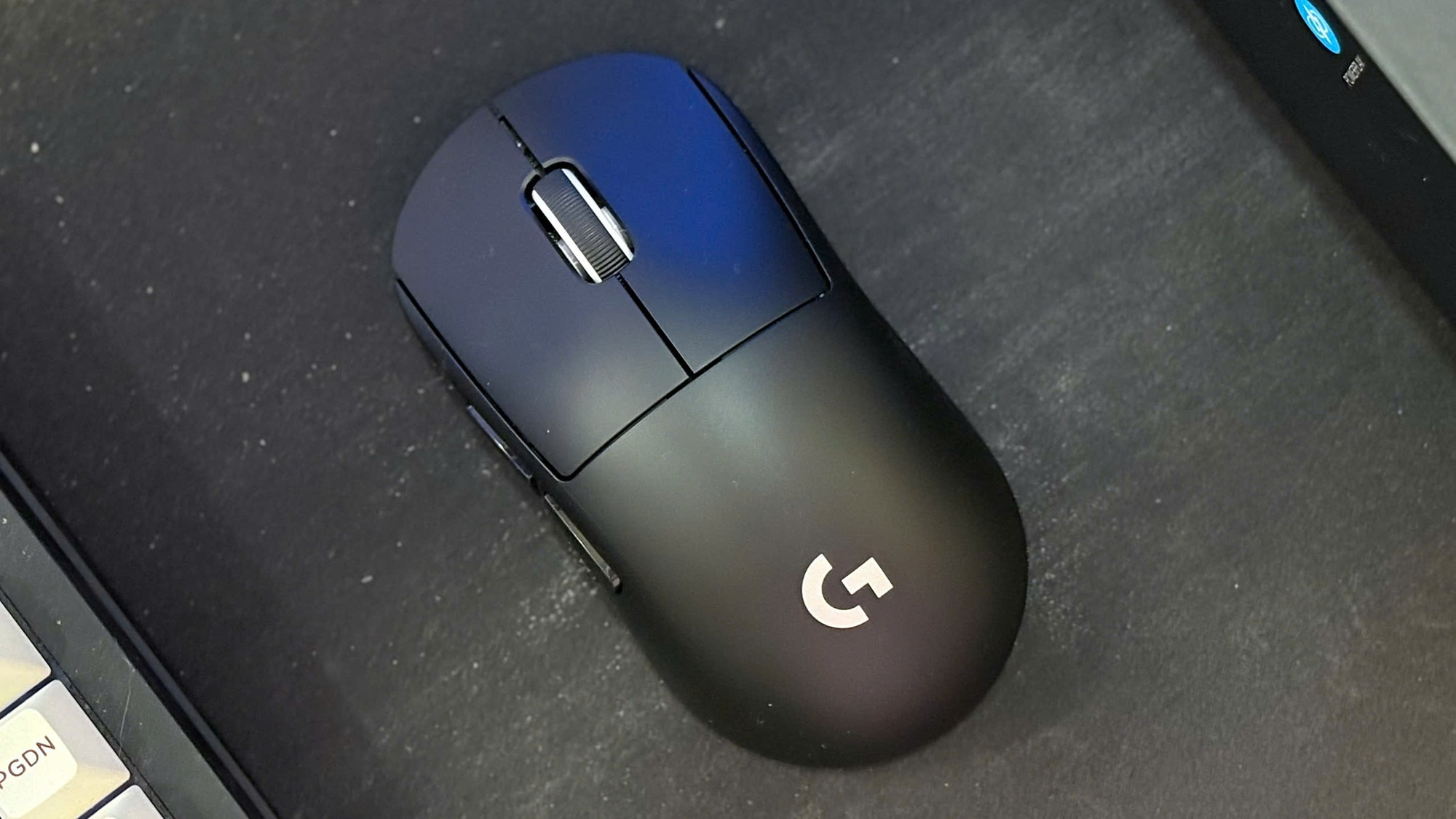 Logitech Pro X Superlight 2C: Chuột gaming
